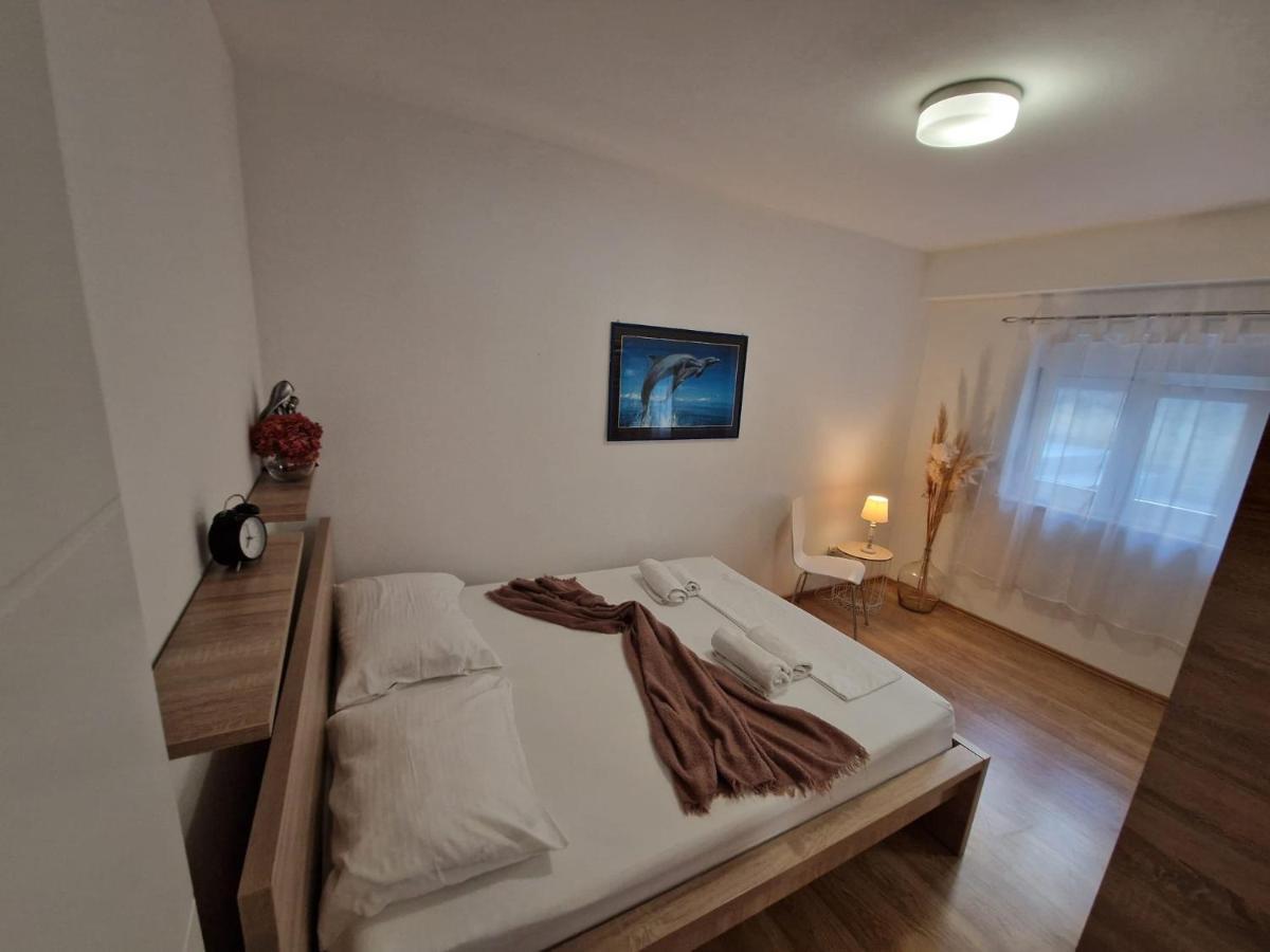 Apartment Dome Biograd Na Moru Bagian luar foto