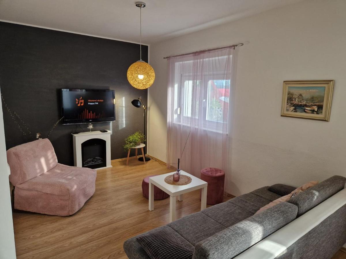 Apartment Dome Biograd Na Moru Bagian luar foto