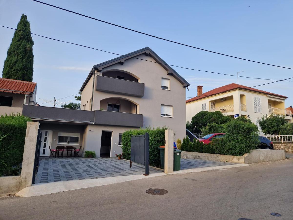 Apartment Dome Biograd Na Moru Bagian luar foto
