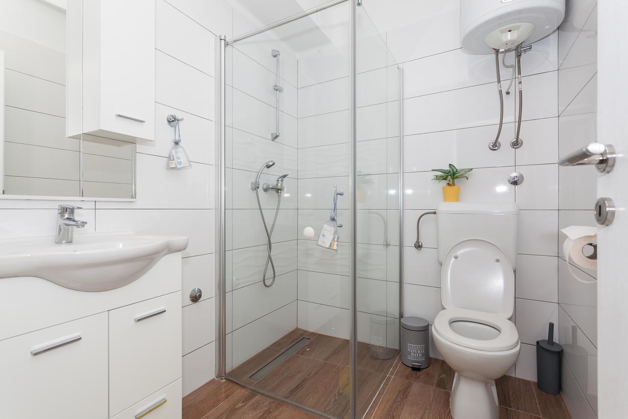 Apartment Dome Biograd Na Moru Bagian luar foto