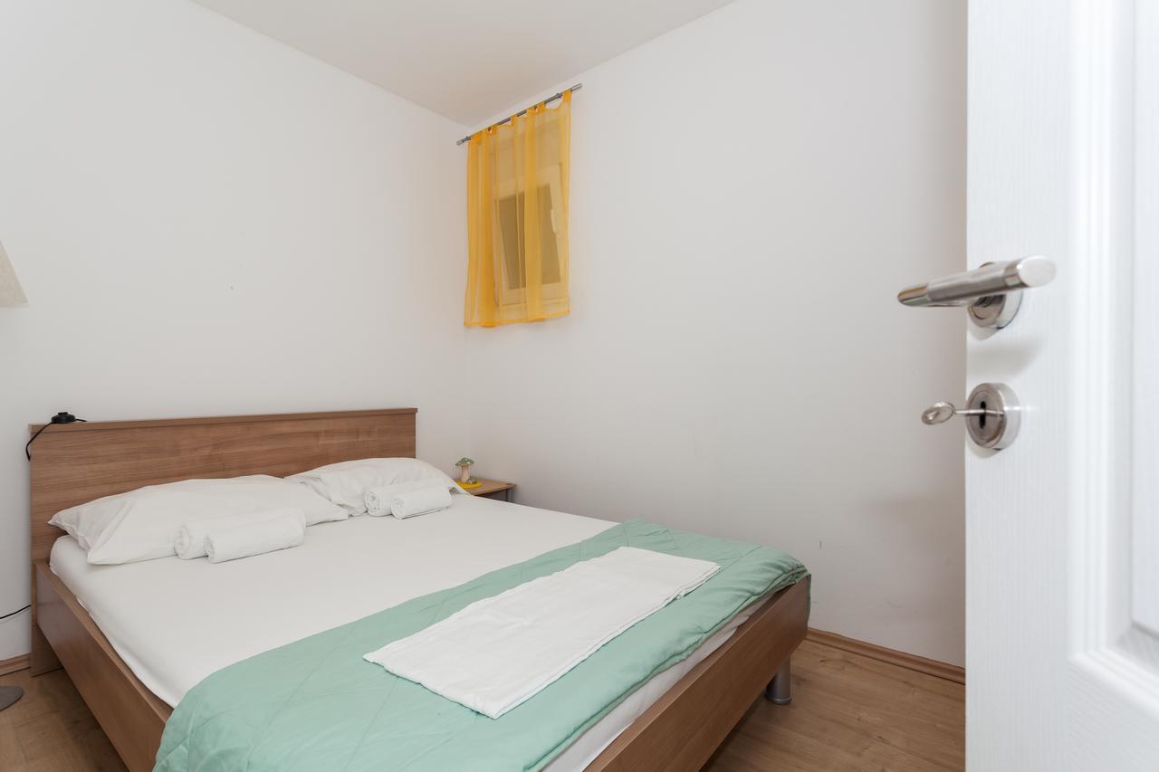 Apartment Dome Biograd Na Moru Bagian luar foto