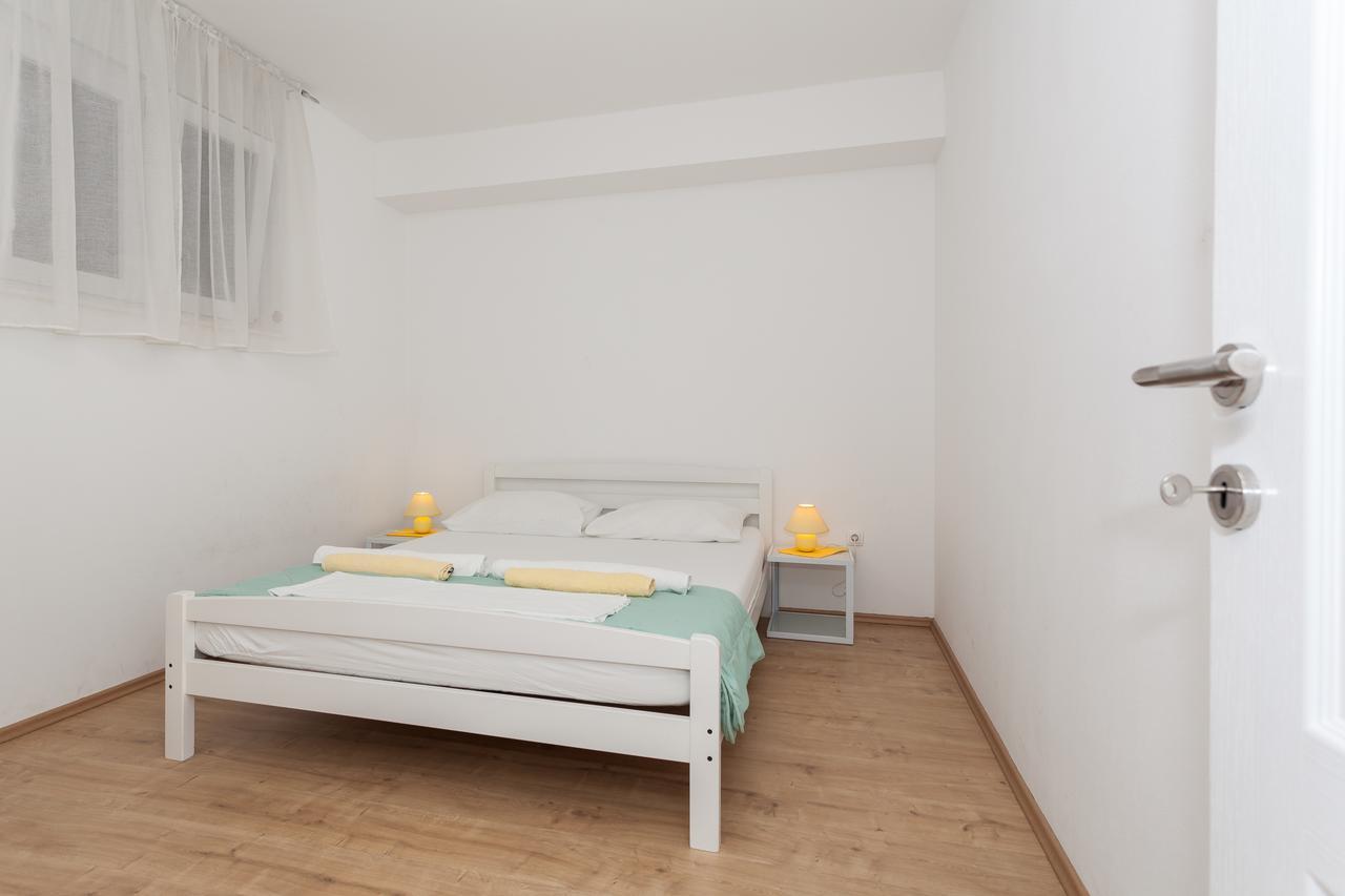 Apartment Dome Biograd Na Moru Bagian luar foto