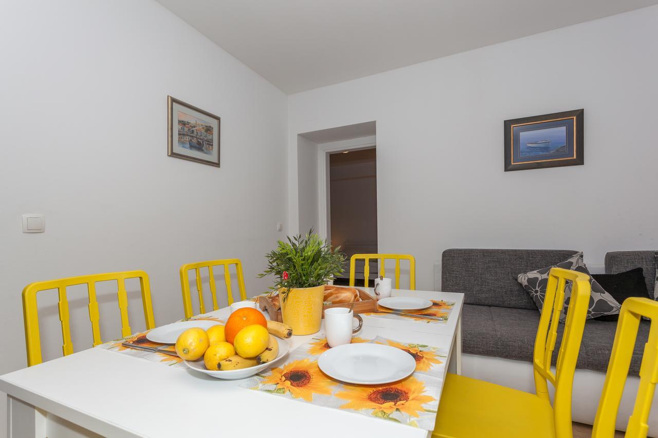 Apartment Dome Biograd Na Moru Bagian luar foto