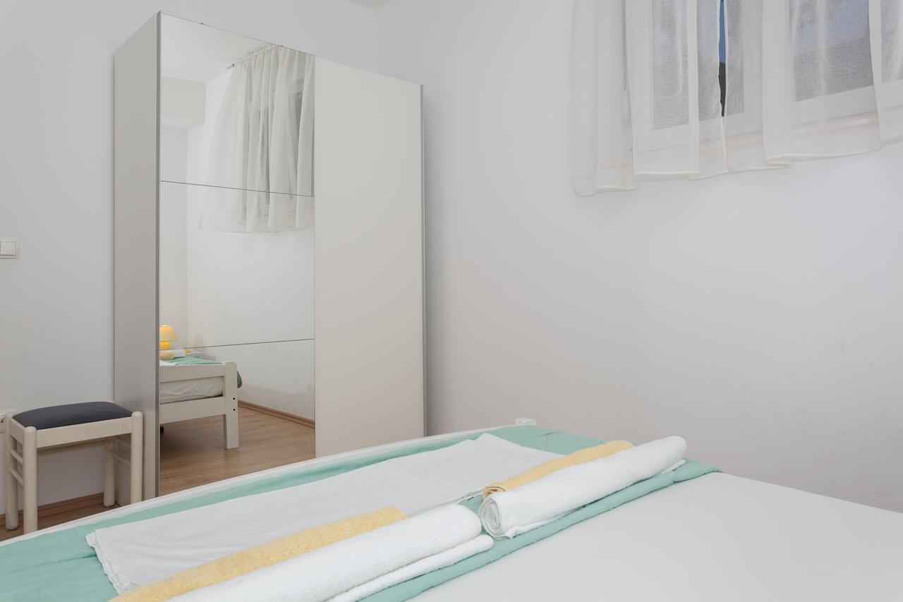 Apartment Dome Biograd Na Moru Bagian luar foto