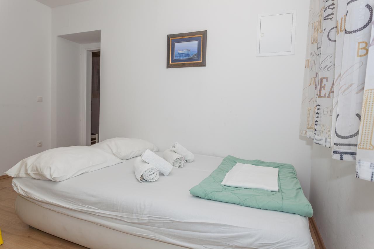 Apartment Dome Biograd Na Moru Bagian luar foto